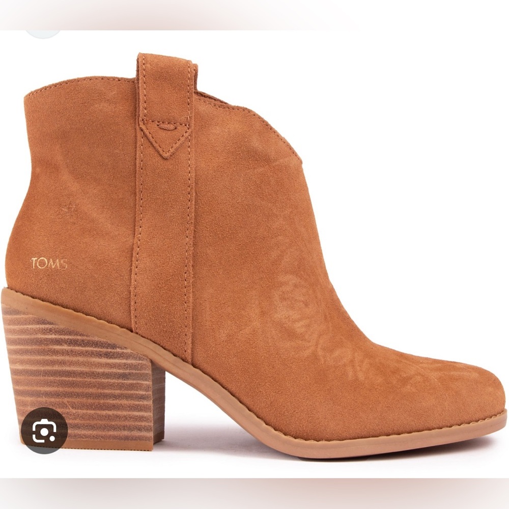 TOMS - Constance Suede Ankle Boots - Size 6 - NWT